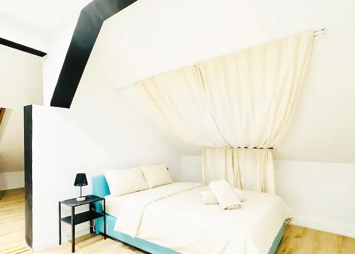 Comfortable 5br For 13 Near Liesing Station Apartment Vienna